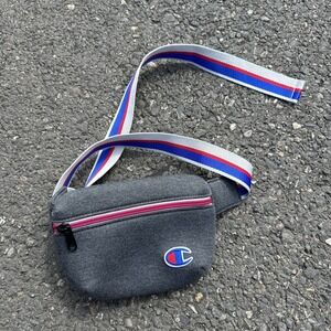 Champion Fanny‎ Pack Crossbody Grey, adjustable strap comfortable wear
